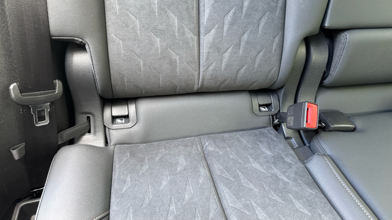 CUPRA Terramar 1.5 eTSI 150 V2 5dr DSG Petrol Hatchback